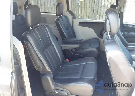 2015 Chrysler Town & Country Touring from USA, damaged, VIN 2C4RC1BG2FR560695